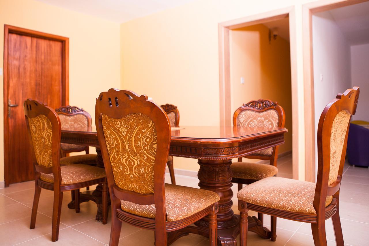 Maxwell Court Apartments Accra Exteriör bild
