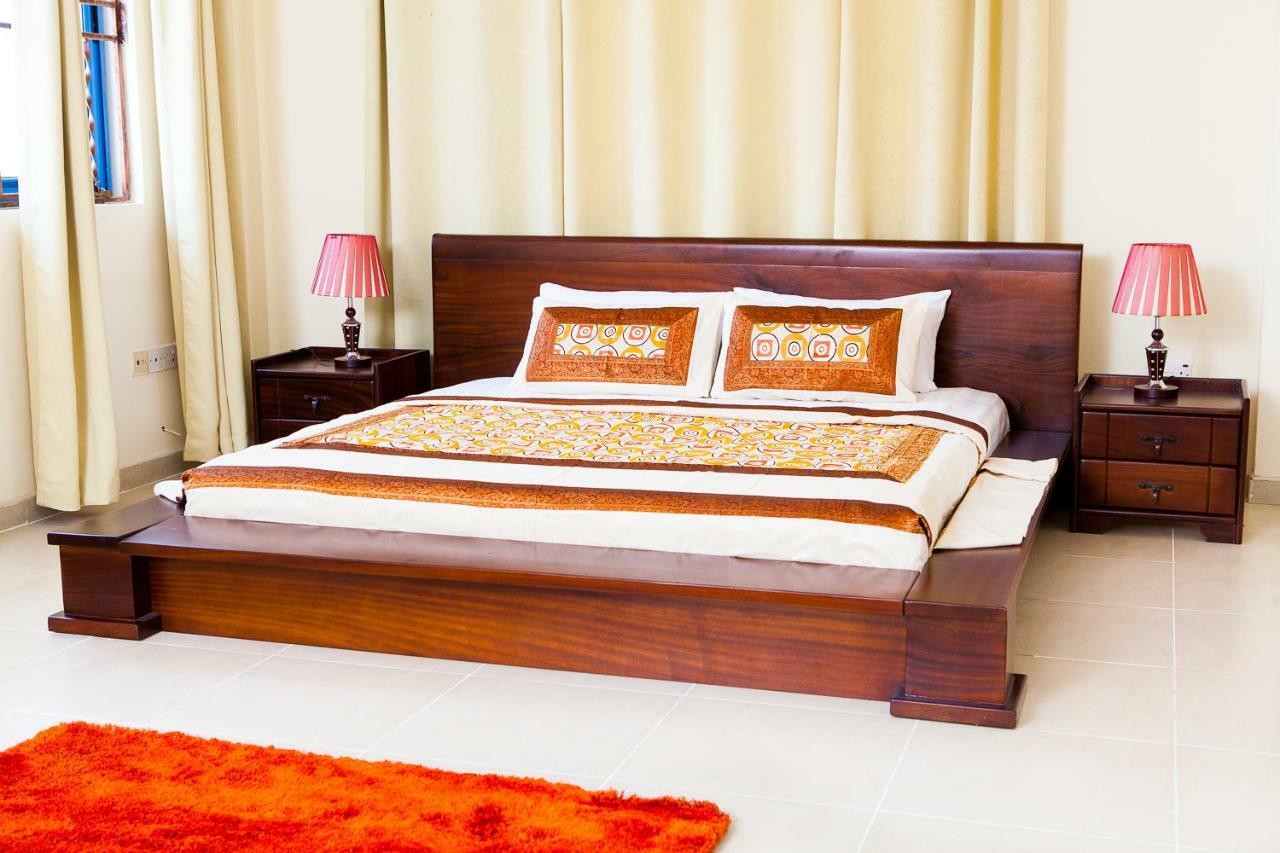 Maxwell Court Apartments Accra Exteriör bild